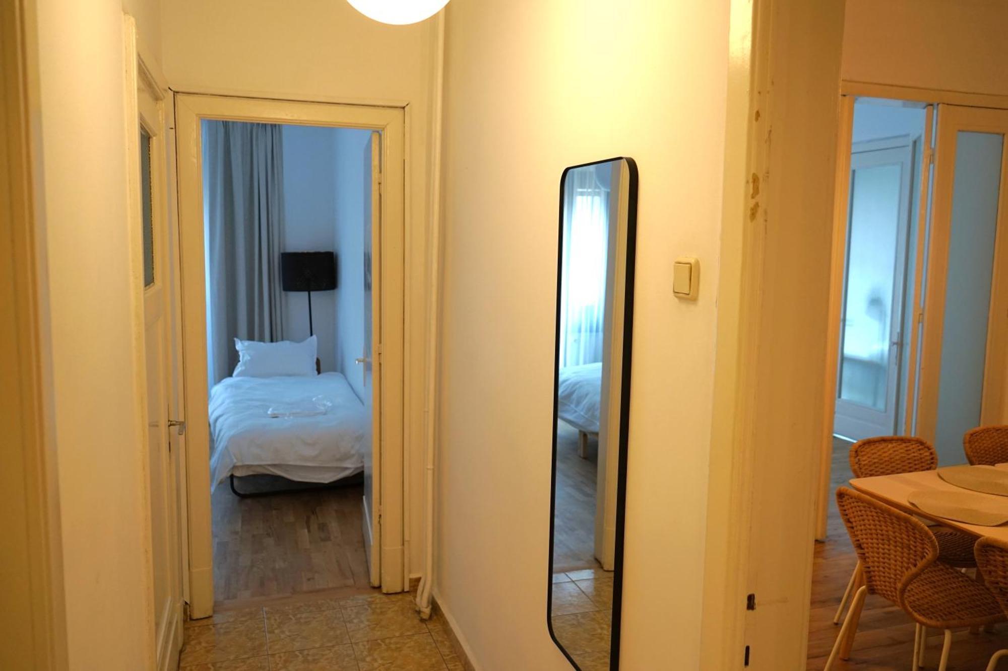 Spacious 3Br, 2Bt With 5 Balconies Bucarest Exterior foto