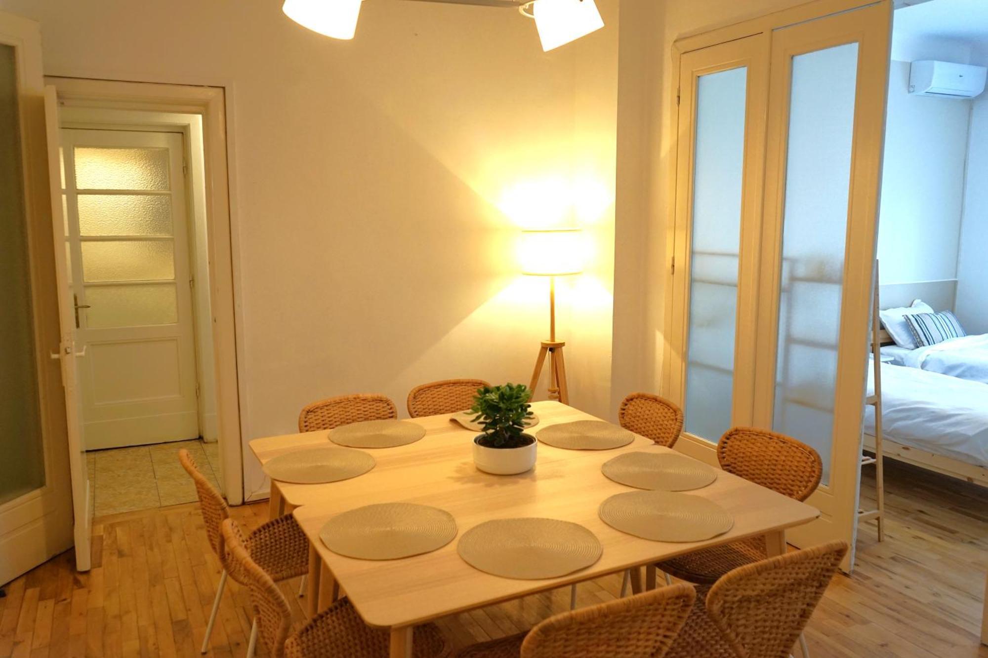 Spacious 3Br, 2Bt With 5 Balconies Bucarest Exterior foto