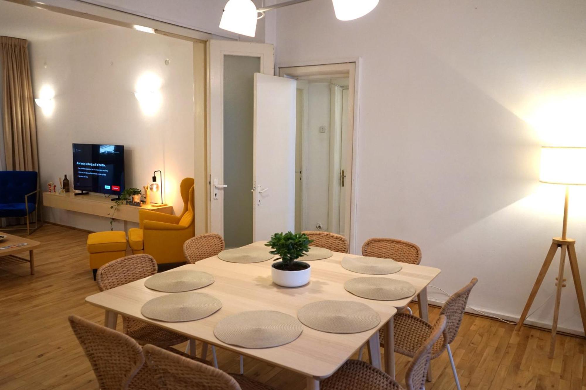 Spacious 3Br, 2Bt With 5 Balconies Bucarest Exterior foto